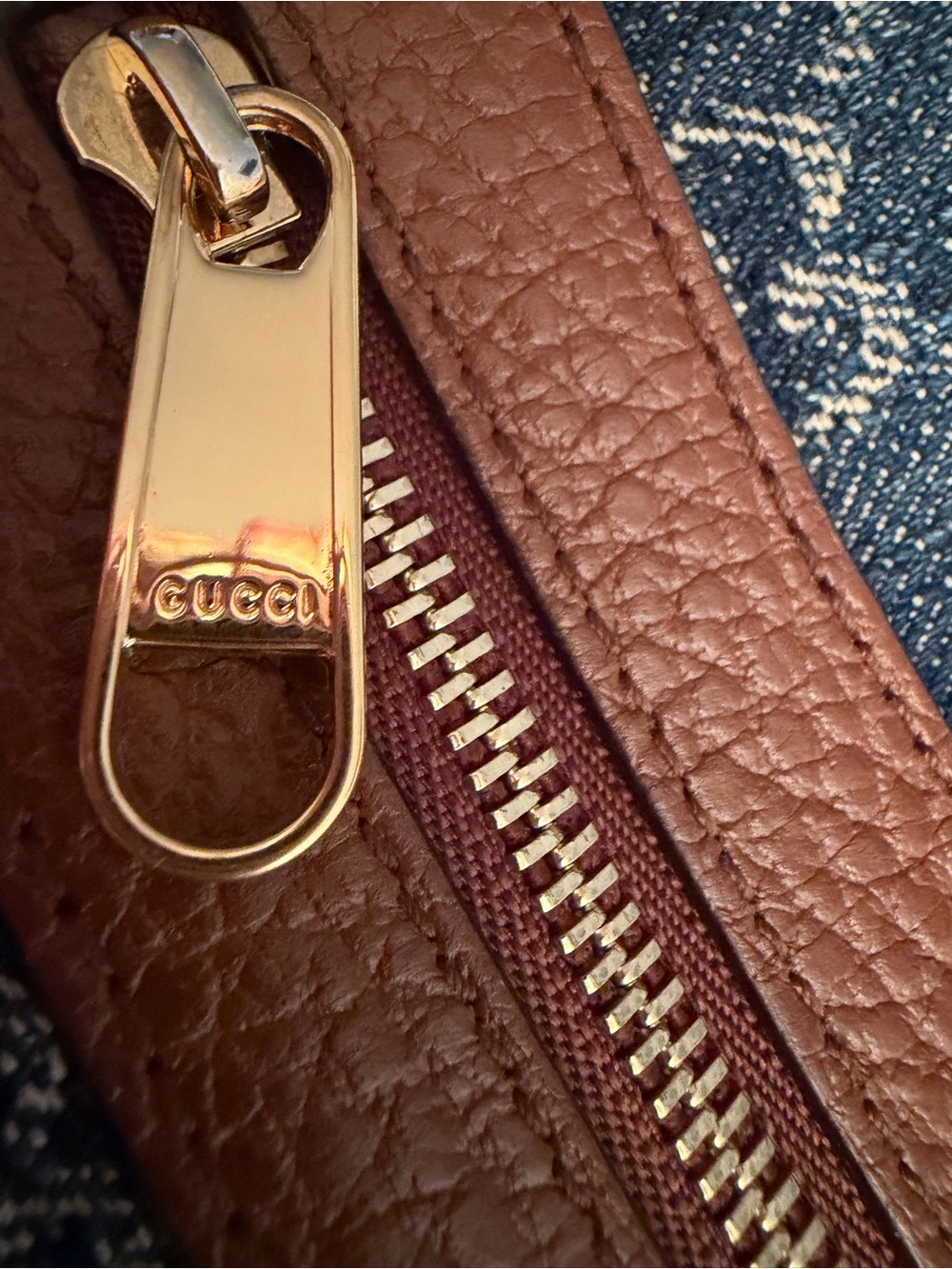 Gucci Blue Denim and Brown Leather Crossbody Bag with Matching Wallet - Picture 3 of 16